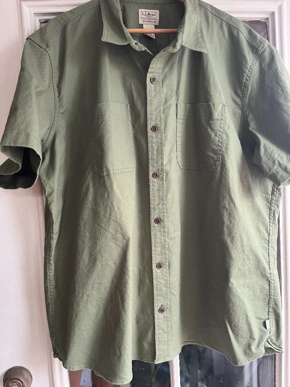 LL Bean Mens XL Regular  Cotton Short Sleeve Button Olive Green Relax Fit